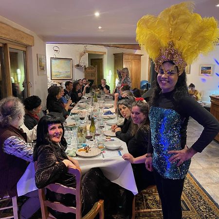 Maison Lgbt Des Monts Bleus Saint-Roman-de-Tousque ภายนอก รูปภาพ